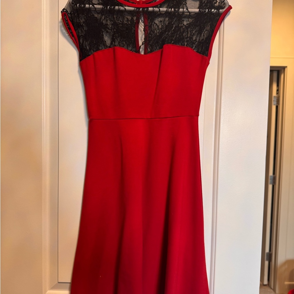 Elegant Red and Lace Women's Dress
